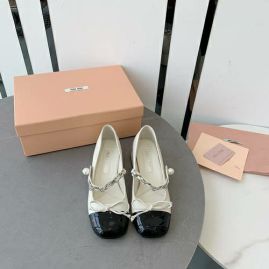 Picture of Miu Miu Shoes Women _SKUfw131578140fw